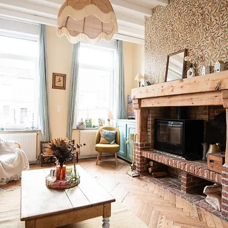 Family Near Lille With Garden & Parking Saint-André