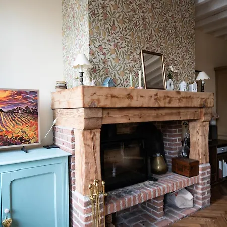 Family Near Lille With Garden & Parking *