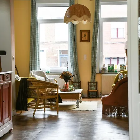 Family Near Lille With Garden & Parking Casa de Férias *