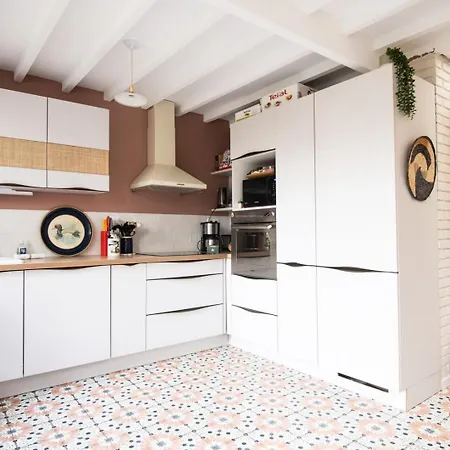 بيت للعطل Family Near Lille With Garden & Parking *