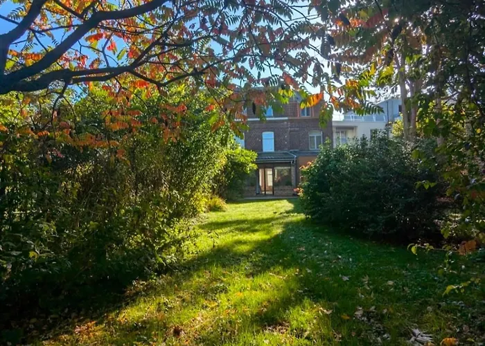 Family Near Lille With Garden & Parking Hébergement de vacances Saint-Andre-lez-Lille